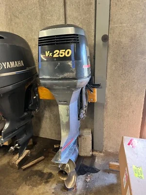 1995 Yamaha 250 HP 2-Stroke 25″ Outboard Motor Engine V6 Runs Well