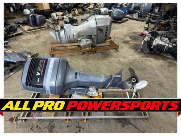 ~1999 Yamaha 225 hp OX66 2-Stroke 25″ Outboard Motor Engine V6 Runs Well – photo 3 of 12