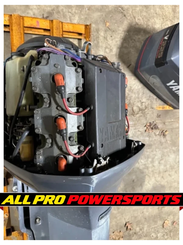 1999 Yamaha 225 Saltwater Series II OX66 25″ Outboard Motor Engine V6 Runs – photo 10 of 16