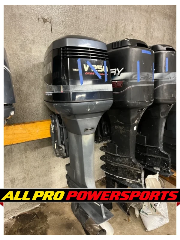 2001 Yamaha 250 Saltwater Series II OX66 2-Stroke 30″ Outboard Motor Engine – photo 2 of 12
