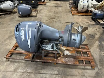 2002 Yamaha 200 HPDI 25″ Outboard Motor Engine Good Shape Runs Well V6 LH