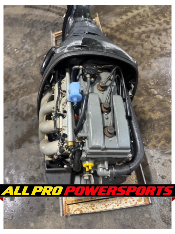 2003 Suzuki DF140 140 hp 4-Stroke 25″ Outboard Motor Engine Runs Well – photo 11 of 16