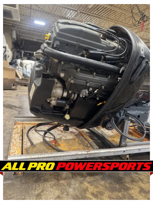 2003 Suzuki DF140 140 hp 4-Stroke 25″ Outboard Motor Engine Runs Well – photo 12 of 16