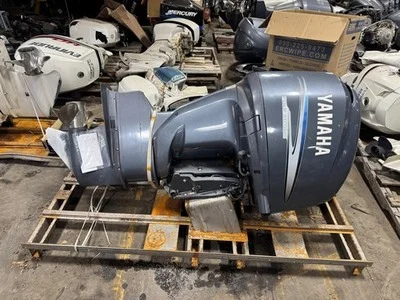 2003 Yamaha 225 hp F225 4-Stroke 30″ Outboard Motor V6 Standard Rotation RH