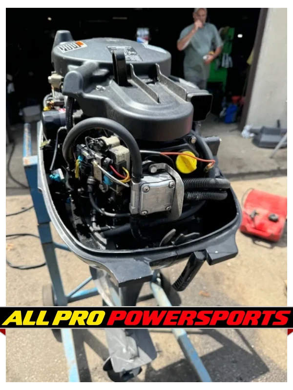 2005 Mercury F25 hp 4-Stroke 20″ 25 HP Outboard Motor Engine Four Stroke – photo 9 of 12
