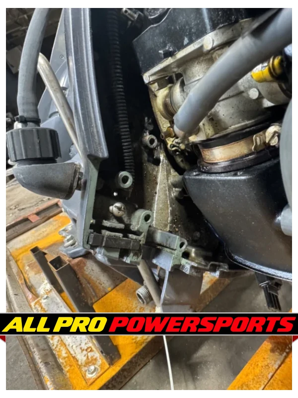 2005 Yamaha F50 EFI 50 hp Four Stroke 4-Stroke 20″ Outboard Motor Engine – photo 13 of 17