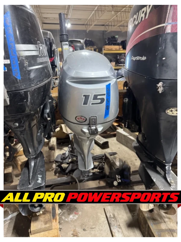 ~2010 Honda BF15 15 hp 4-Stroke 15″ Outboard Motor Engine Runs Well Tiller – photo 3 of 12