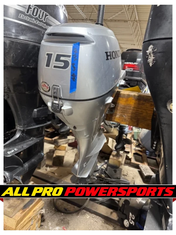 ~2010 Honda BF15 15 hp 4-Stroke 15″ Outboard Motor Engine Runs Well Tiller – photo 5 of 12