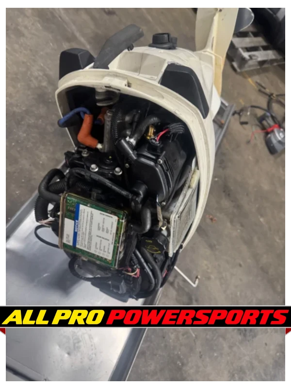 2013 Evinrude Etec 25 hp DFI Outboard Motor Engine 20″ E-Tec BRP Controls – photo 14 of 16