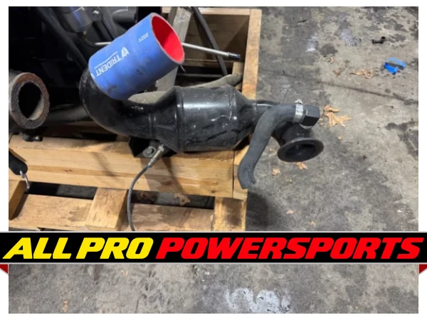 2014 Indmar 6.2 L Ford Raptor Marine MPI Fuel Injected Inboard Takeout Engine – photo 11 of 15