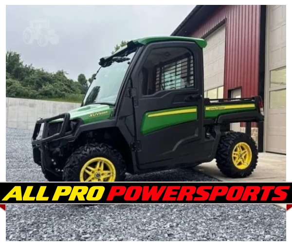 2018 John Deere Gator XUV 835R 4WD Utility Cart for Sale
