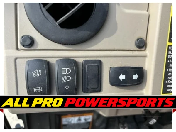 2018 John Deere Gator XUV 835R 4WD UTV for Sale