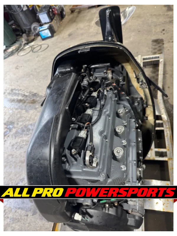 2019 Suzuki DF200 200 hp 4-Stroke 25″ Outboard Motor Engine Runs Well Prop – photo 13 of 15