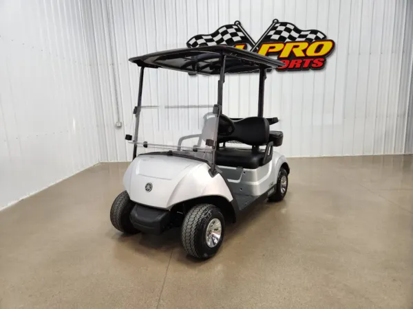 2022 Yamaha Drive 2 Gas EFI QuieTech Golf Cart, Moonstone