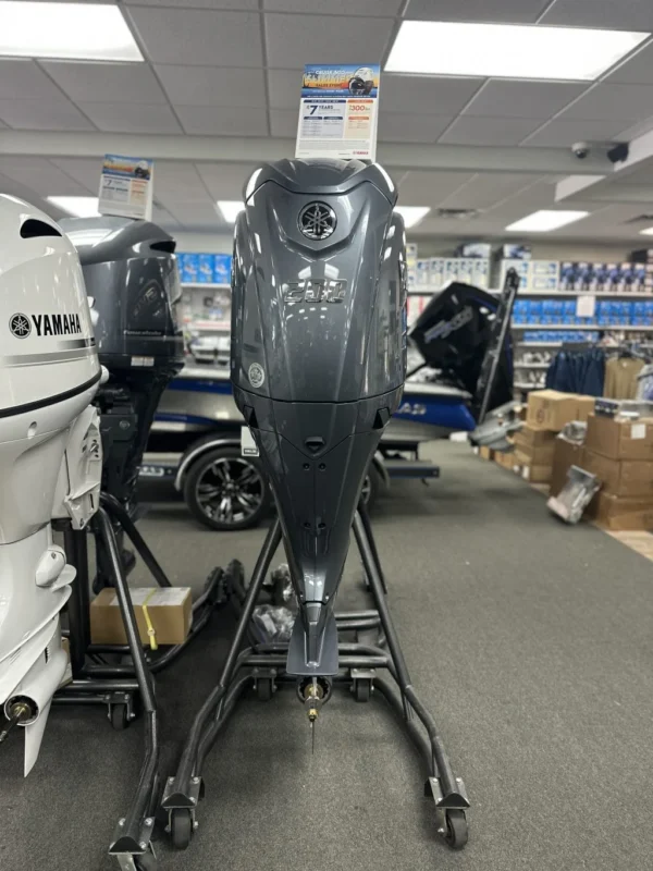 2025 Yamaha F200XD 200 HP Outboard Motor