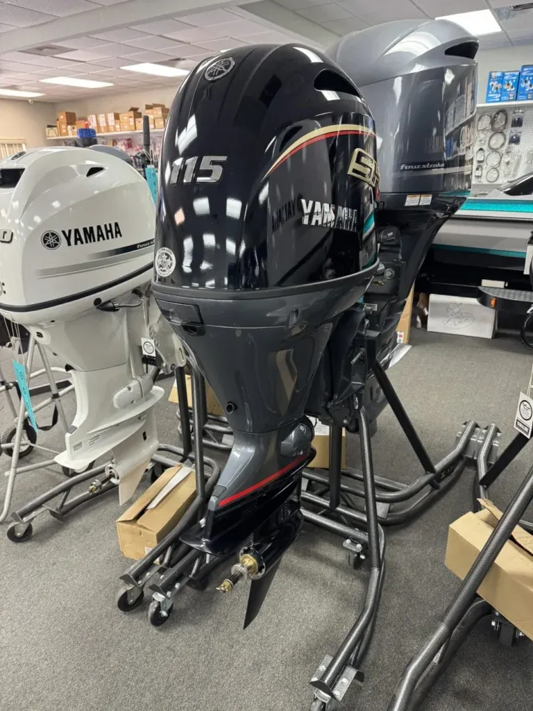 2025 Yamaha VF115LB SHO 20″ Shaft Outboard Motor