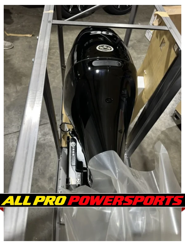 BRAND – Suzuki DF90ATL 20″ Shaft Outboard Motor – photo 3 of 16