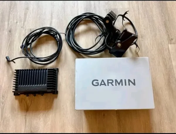 Garmin LiveScope Bundle