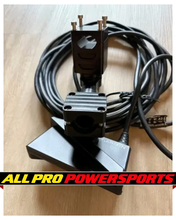 Garmin LiveScope Bundle Outboard Motor – photo 2 of 12