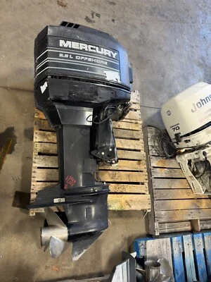 Mercury 200 hp 2-Stroke 25″ 2.5L Carb Black Max Outboard Motor Engine XL