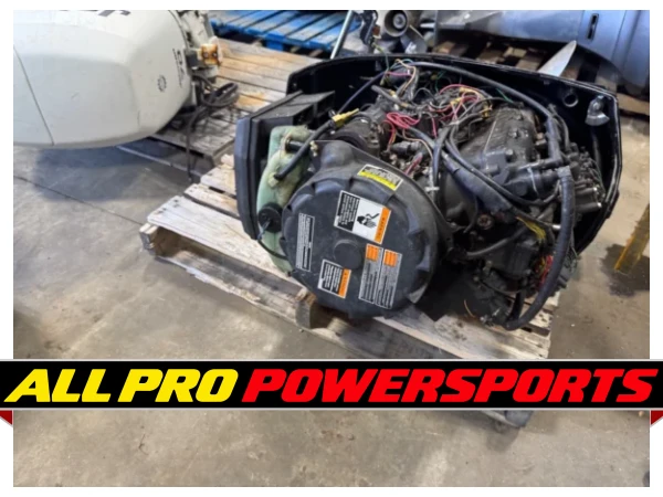 Mercury 200 hp 2-Stroke 25″ 2.5L Carb Black Max Outboard Motor Engine XL – photo 10 of 15