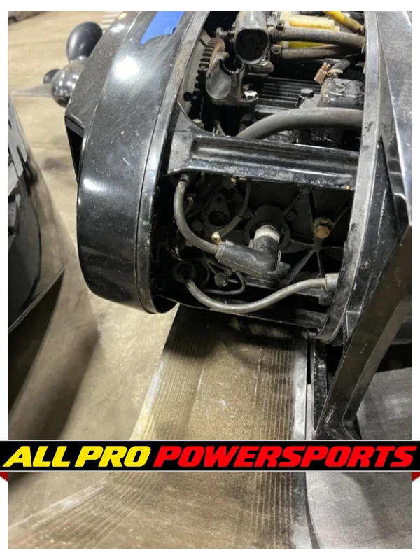 Mercury 35 hp 2-Stroke 20″ Carbureted Outboard Motor Engine Runs Well – photo 11 of 12