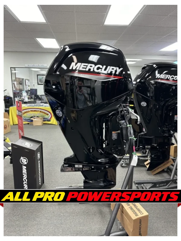 Mercury Outboard Motor photo