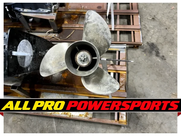 Pair 1999 Yamaha 150 hp Carbureted 2-Stroke 25″ Dual Twin Outboard Motors V6 – photo 7 of 18